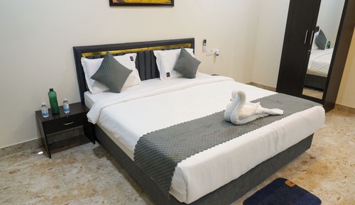 Luxury Double Room, City View