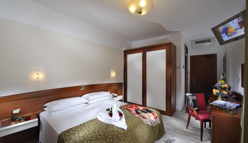 Classic Double Room
