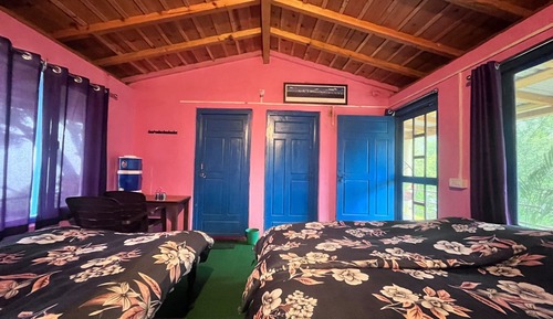 Super Deluxe Room