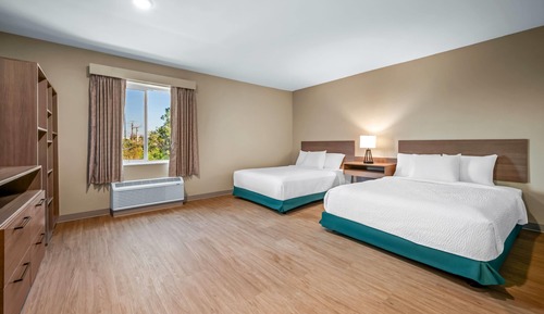 Suite, 2 Queen Beds, Non Smoking