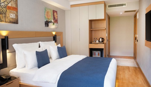 Comfort Double Room, City View