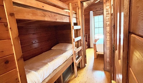 Deluxe Cabin, Mountain View
