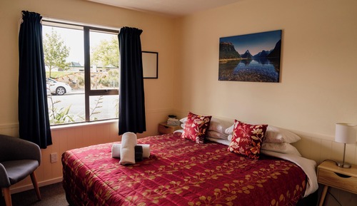 Super King Room, Shared Bathroom