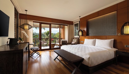 Premier Club Room