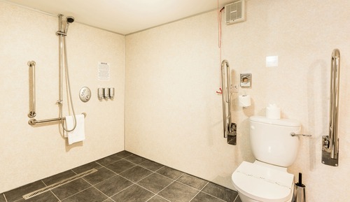 Family Room, Accessible, Annex Building (Pet Friendly)