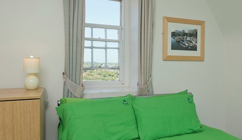 3 Bed Private Room Ensuite including Double Bed