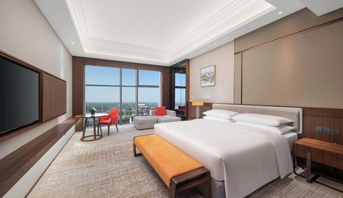 Deluxe Room, 1 King Bed