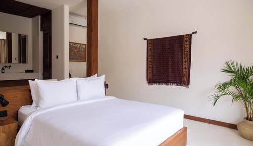 Classic Double Room, Pool View
