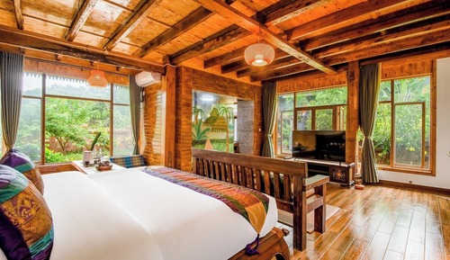 Classic Double Room, Non Smoking, Courtyard View