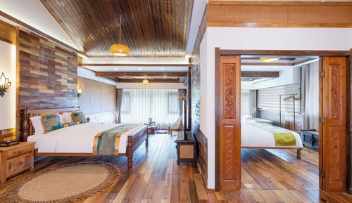 Panoramic Studio Suite, Non Smoking, Mountain View