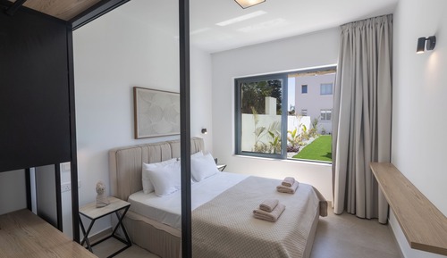 Villa, 5 Bedrooms, Private Pool, Garden View