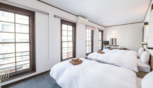 Triple Room