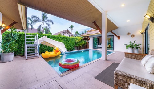 Romantic Villa, Pool View