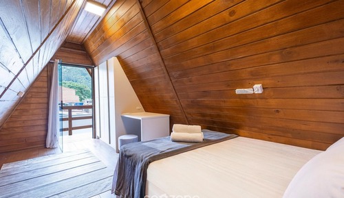 Basic Chalet