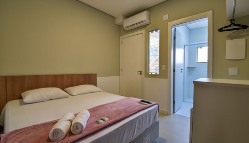 Economy Suite