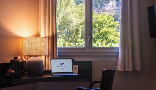 Suite, Garden View