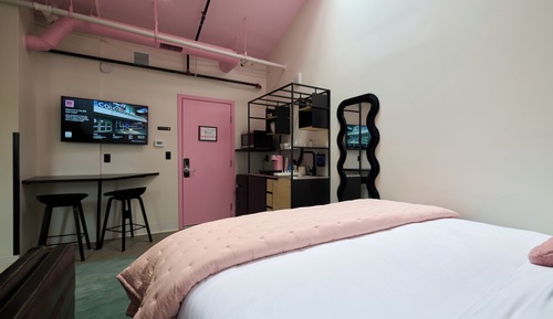 Gallery Suite, 1 King Bed, Non Smoking