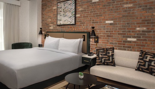 Deluxe Room, 1 King Bed