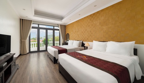 Family Studio Suite, Balcony