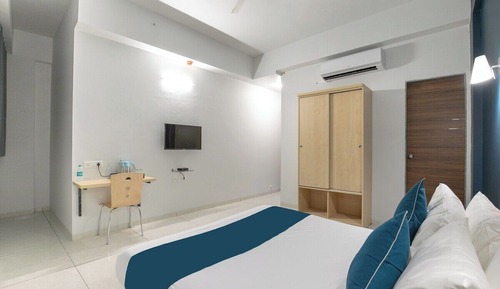 Elite Room