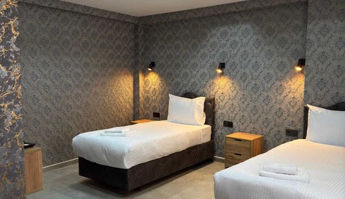 Standard Twin Room, City View