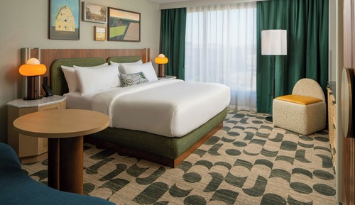 Premier Room, 1 King Bed