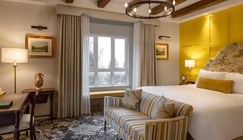 Deluxe Room, Partial Ocean View