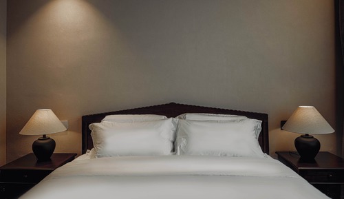 Design Double Room, Ensuite, Hill View