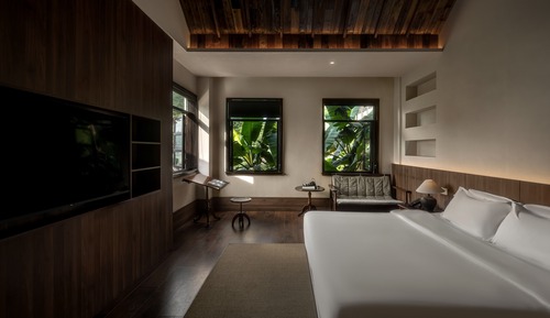 Premier Double Room, Hot Tub, River View