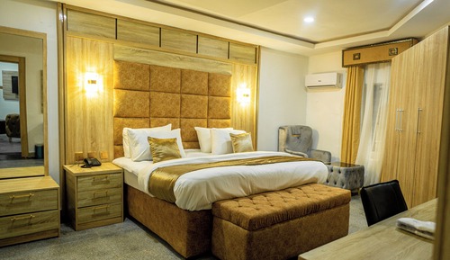 Executive Room