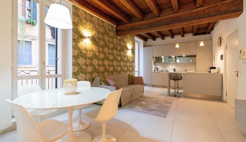 Superior Condo, Balcony, City View