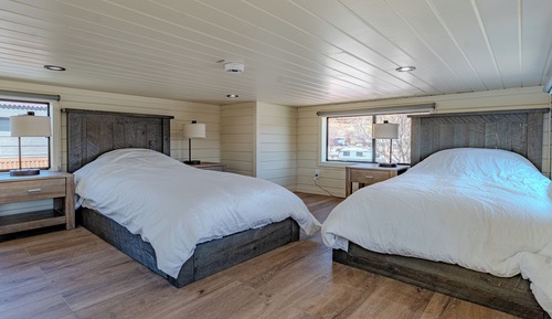 Cabin, Desert View