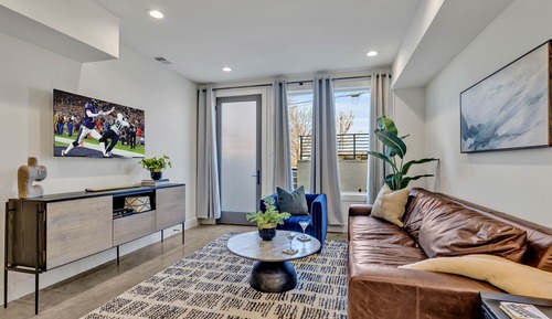 House (2 Bedrooms)