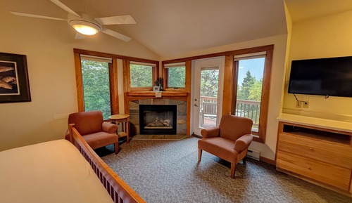 Room (Hillside upper left guestroom)