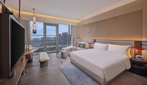 Deluxe Room, 1 King Bed