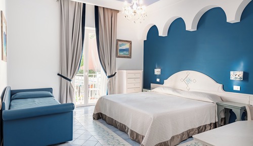 Comfort Triple Room