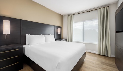 Suite, 2 Bedrooms (Hearing Accessible)