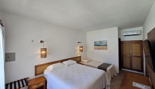 Triple Room, Pool View
