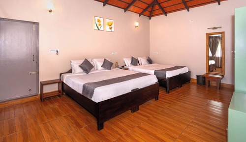 Family Quadruple Room, Multiple Beds, Air conditioning, Resort View