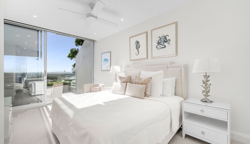 Sunset Suite & Penthouse 23