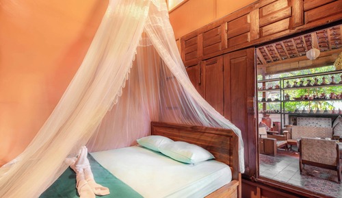 Classic Double Room