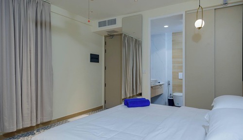 Deluxe Double Room, Balcony, City View
