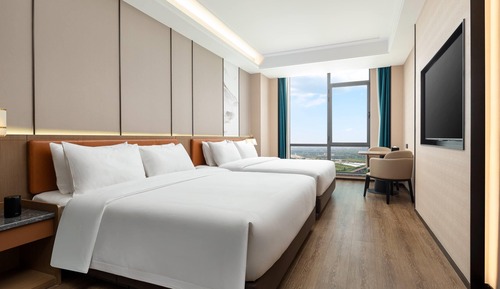 Family Room, 1 King Bed, Non Smoking