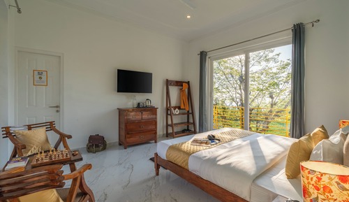 Deluxe Double Room with Balcony