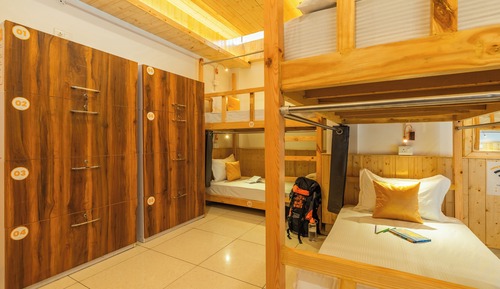 Bed in 10 Bed Mixed Dormitory