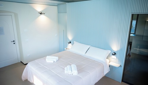Deluxe Double Room, 1 Bedroom, Balcony, Courtyard View