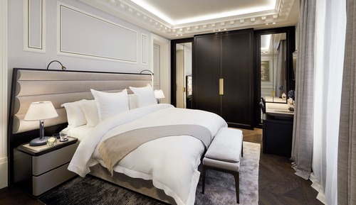 Premier Room