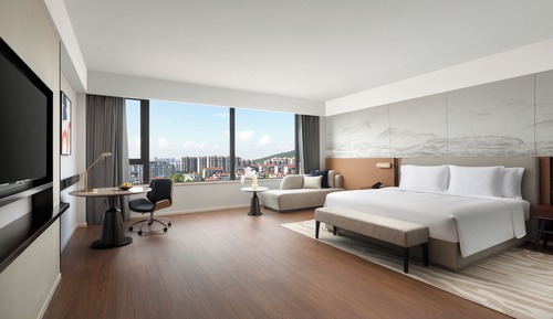 Premium Room, 1 King Bed