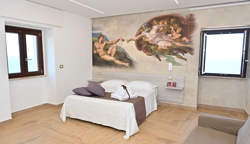 Suite Michelangelo