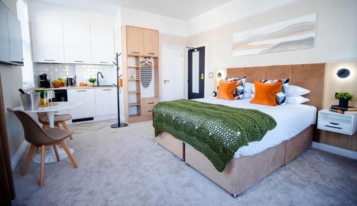 Business Double or Twin Room, City View